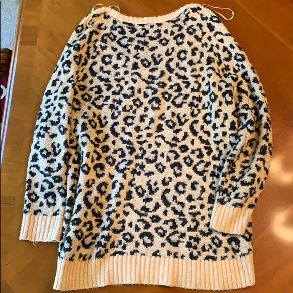 Nollie Leopard Sweater - Picture 3 of 3